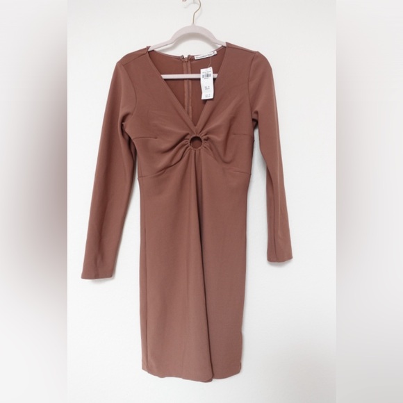 Abercrombie and Fitch NWT Long Sleeve O Ring Dress Size Medium Tall - Picture 3 of 8